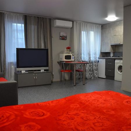 Апартаменти По Проспекту Поля Будинок 90 Dnipro Exterior photo