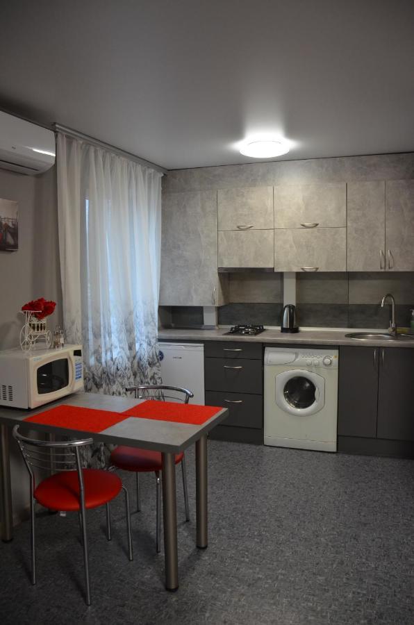 Апартаменти По Проспекту Поля Будинок 90 Dnipro Exterior photo